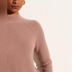 Vince Cashmere Mock Neck Shaker Rib Pullover in Tan. Size S